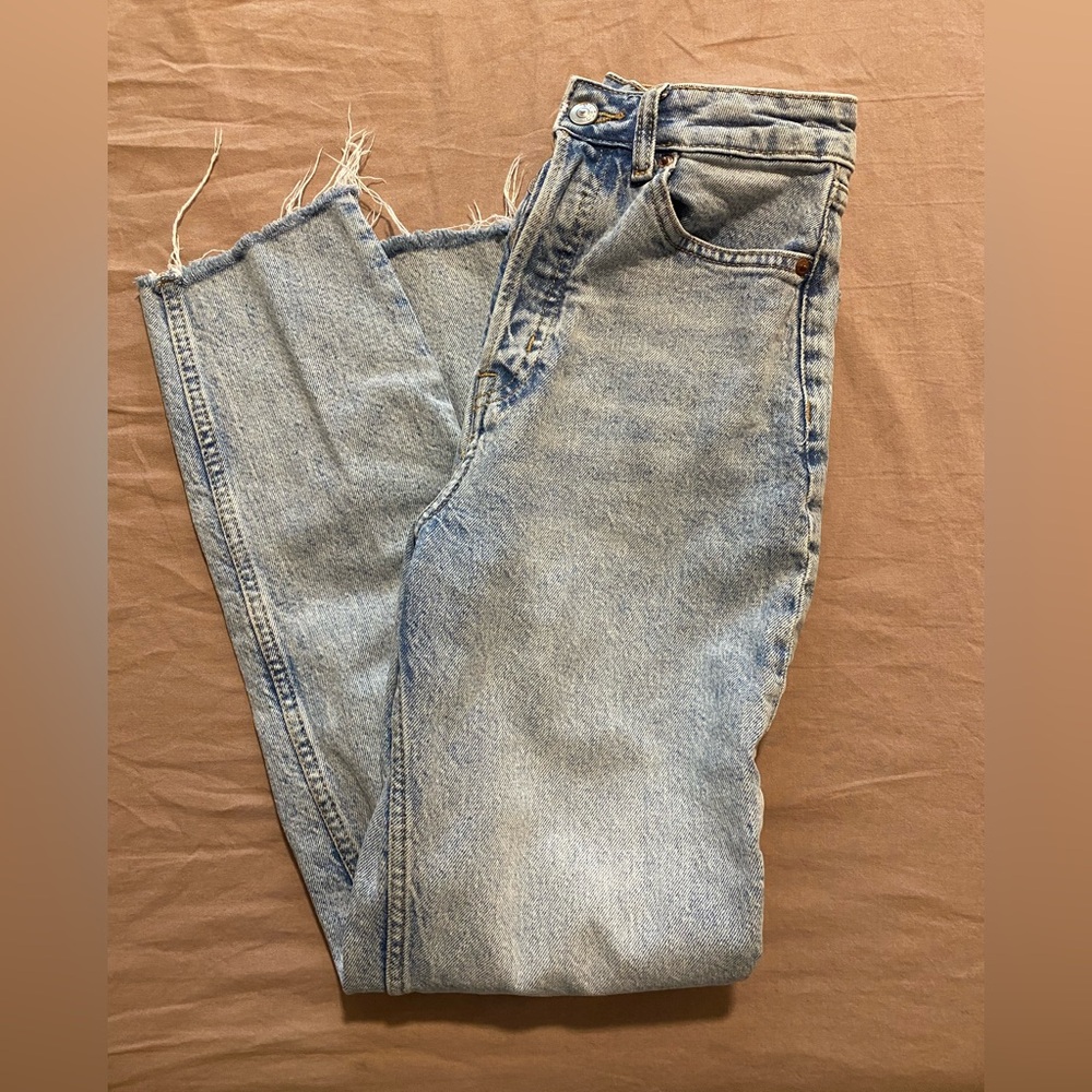 H&M Divided High Waisted Straight Jeans